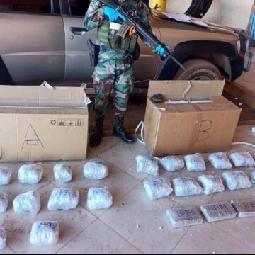 Sargento de la Policía es aprehendida; en su habitación hallaron 45 paquetes de m4r1hu4n4